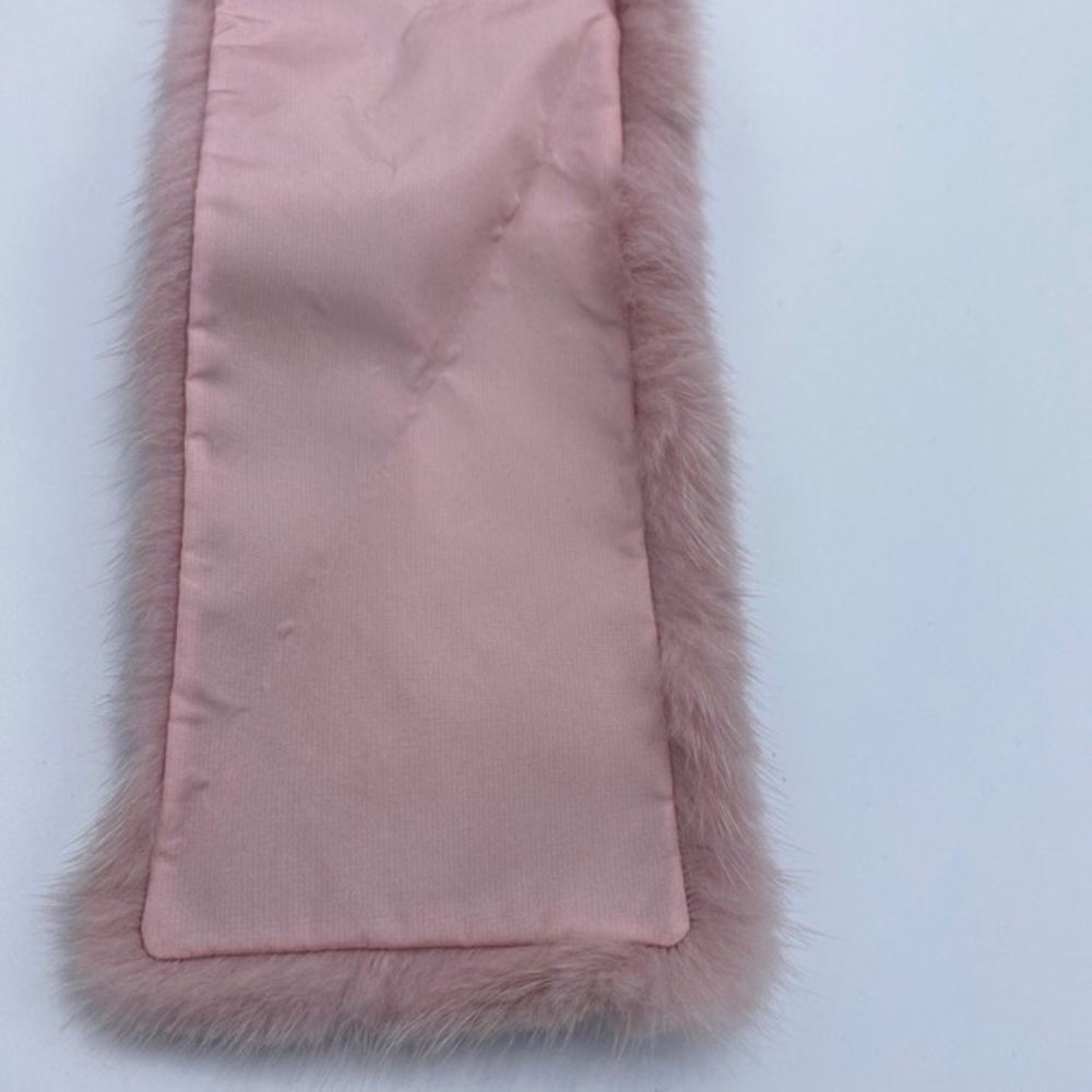 Pink - Picture 12 of 12